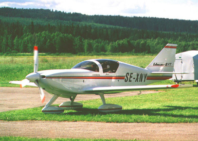 SE-XNY on apron Solleftea airfield (ESNB)