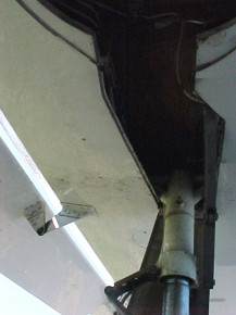 Main Gear Strut and Wheel Well Detail