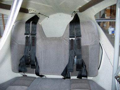 glastar-rear-seat-baumer_15