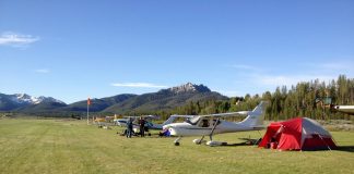 Smiley Creek Fly-in (Photo: Alan Negrin)