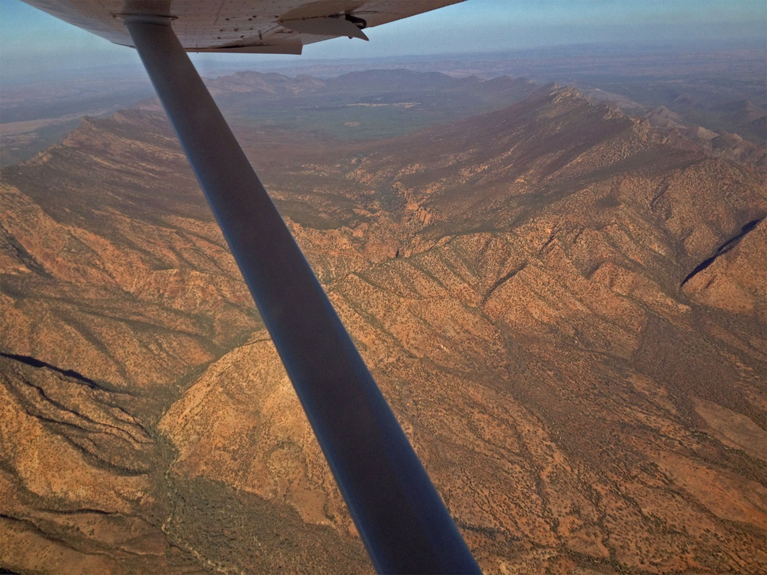Wilpena Pound in the Flinders Ranges – rugged, and where are those 6 other aircraft?